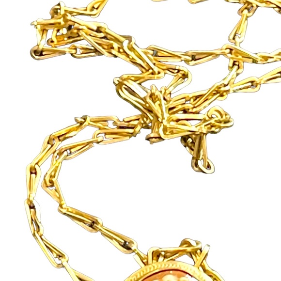 Vintage 12k gold filled Shell Cameo on gold chain necklace - Picture 5 of 12